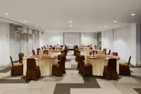 Amaris Hotel Padjajaran Bogor with A-Space