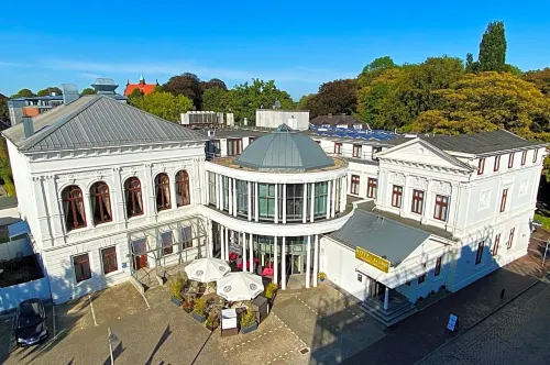 Hotel am Schloss Aurich - parking