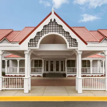 Country Inn & Suites by Radisson, Holland, MI