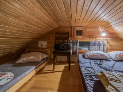 Neljä Vuodenaikaa a1/Karpalo Hotels near Lapland Hotels Saaga