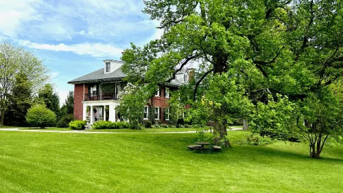 Clonmel Castle Hotels in Port Dover