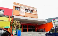 Hotel Kita Surabaya Hotels in Mojo