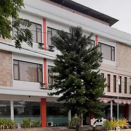 Hotel Prasasti Pacitan