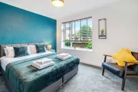 Bourne Court Attractive 1 Bdrm Apartment