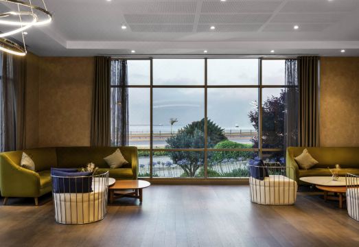 Novotel Istanbul Zeytinburnu Hotel Overview