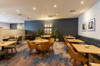 Holiday Inn CARDIFF CITY CENTRE by IHG - breakfast