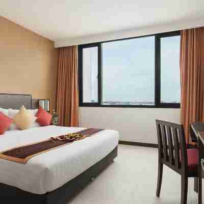 米達格蘭德飯店 達瓦拉瓦提 那空巴吞 Rooms