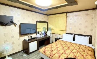 New Queen in Hapseong-Dong, Masan, Changwon