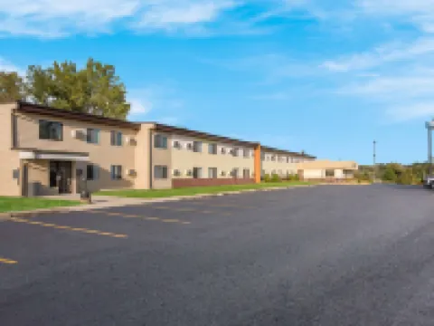 Days Inn by Wyndham Newton Hotels in Newton