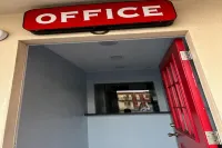 Premier Inn & Suites -Listing Partner Hotels in Oakland