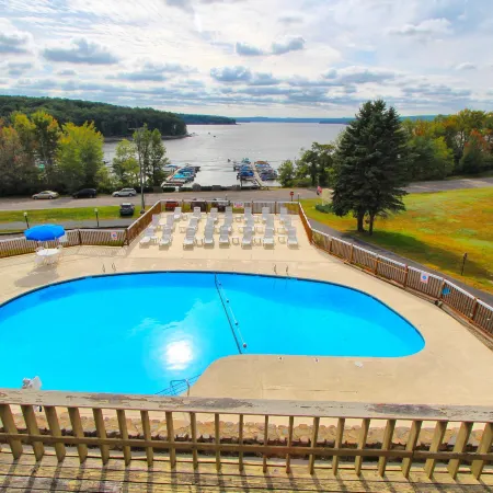 Tanglwood Resort