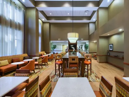 Hampton Inn & Suites Houston - Rosenberg