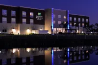 Holiday Inn Express & Suites Trinity