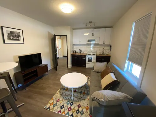 溫馨一臥室公寓 / 免費停車和陽台 - 酒店式公寓