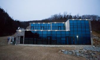 Yeongdeok Bapoom Hill Pension
