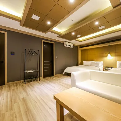 Daejeon Daeheung Star Hotel Hotels near Daeheungdong Culture and Art Road