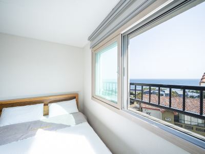 Jeju Aria Pension