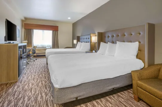 Best Western Plus Peppertree Airport Inn