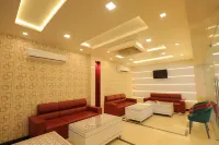 Hotel Sahibs Red Carpet