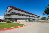 Red Roof Inn Dallas - DFW Airport North