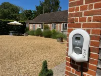 Stonehenge Cottages Hotels in Woodford