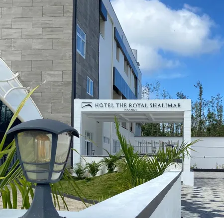 Hotel the Royal Shalimar Отели в г. Чикмагалур