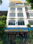 Hoang Gia Hotel Dong Tru -by Bay Luxury Hotellit kohteessa Đông Anh