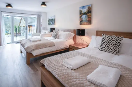 Suite 3 - Sleeping Giant Hotel - PEN Y CAE Inn Hotels in 