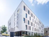 B&B Hotel Stuttgart-Zuffenhausen Hotels in der Nähe von Hochschule für öffentliche Verwaltung und Finanzen Ludwigsburg