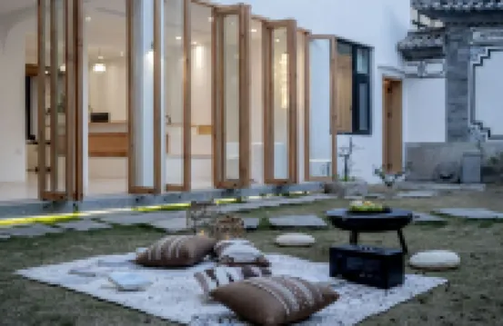 西洲·拾一庭VILLA（大理古城） 中国大理農村電影歴史博物館周辺のホテル