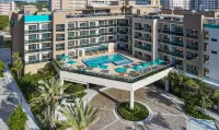 Home2 Suites by Hilton Pompano Beach Pier - Swimmingpools