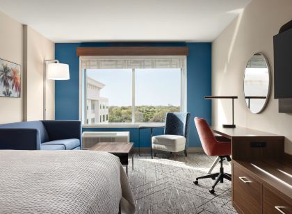 Holiday Inn Express CAPE CANAVERAL