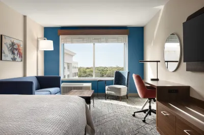 Holiday Inn Express Cape Canaveral Hotel in zona Ocean Club at Port canaveral