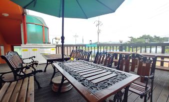 Anmyeondo Orange Bada Pension