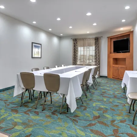 Candlewood Suites FORT WORTH/WEST by IHG Отели в г. Уайт Сетлемент