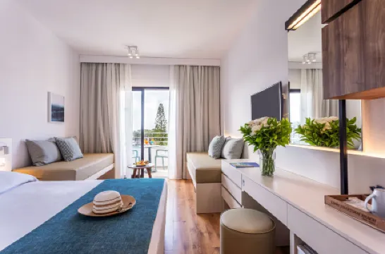 路易斯法同海灘度假村