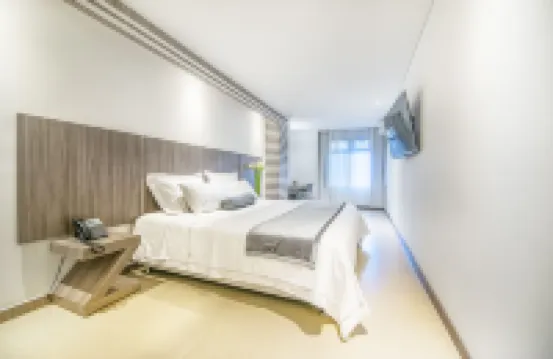 Aparta Suites Torre Poblado โรงแรมใน