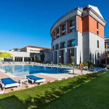 AZZ美里達梅德阿 梅里達附近的飯店