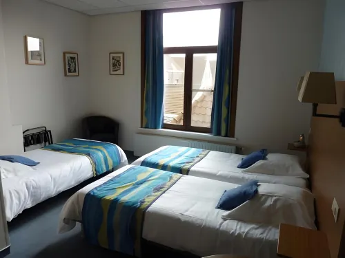 Hotel Asiris