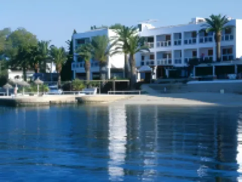 瑟斯菲格雷斯飯店 Porto di Ibiza (Puerto de Ibiza)附近的飯店