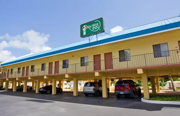基拉戈基韋斯特酒店
