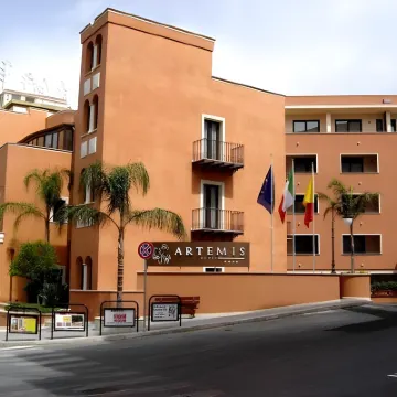 Artemis Hotel Hotels near Cefalù Cathedral