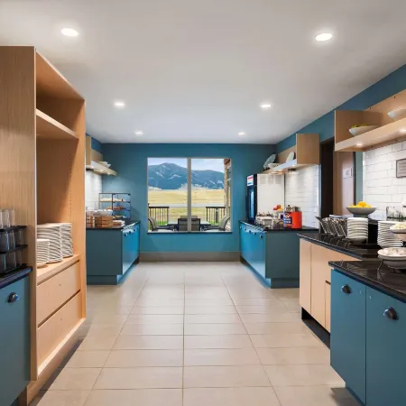 Country Inn & Suites by Radisson, Bozeman, MT