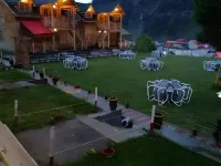 Swiss Wood Cottages Naran Hotele w: Naran