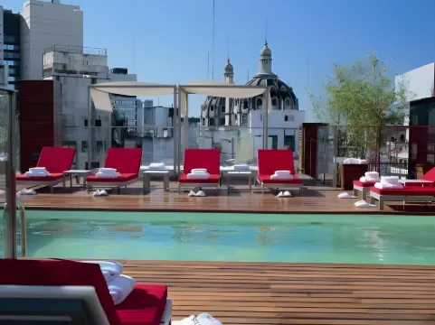 725 Continental Hotel Отели рядом с достопримечательностью «Пуэрто-Мадеро»