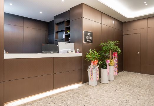 하운드호텔 조적 욕조