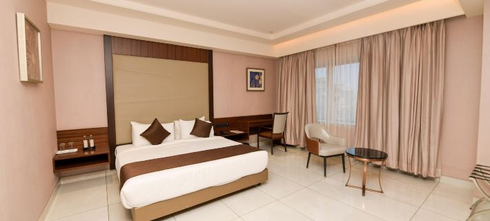 Hotel M Pro Palace Mysore - 12 Minutes to Mysore Palace Hotels in Mysore District