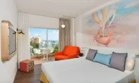 Sol Katmandu Park & Resort Hotel di Calvia