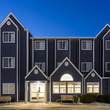 Microtel Inn & Suites by Wyndham Dover