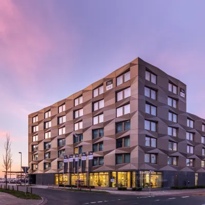 Holiday Inn - the niu, Crusoe Bremen Airport by IHG Hotels near Böttcherstraße